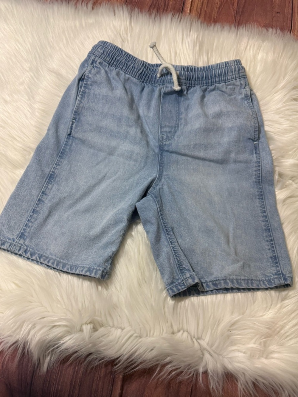 H&M Pull On Light Wash Denim Cotton Shorts - Boys Size 7-8Y
